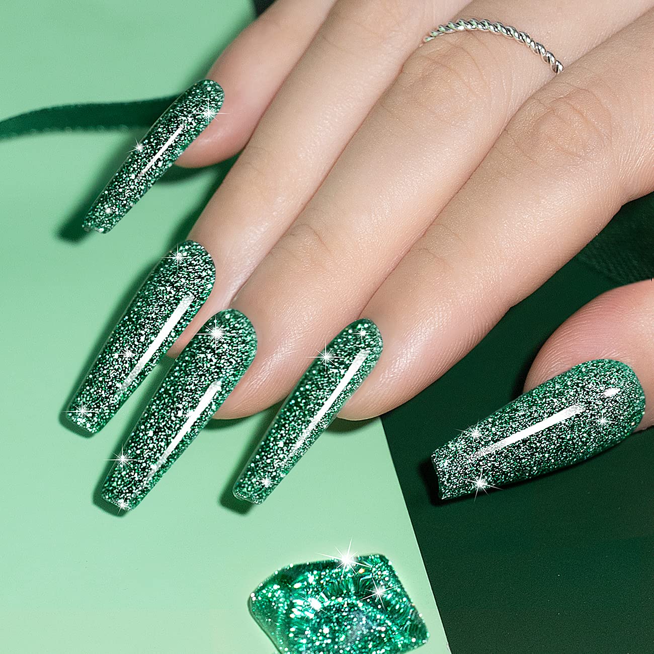 Current Mood Nail Ideas with Glitter