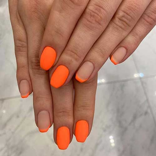 Trendy Neon Orange Mani